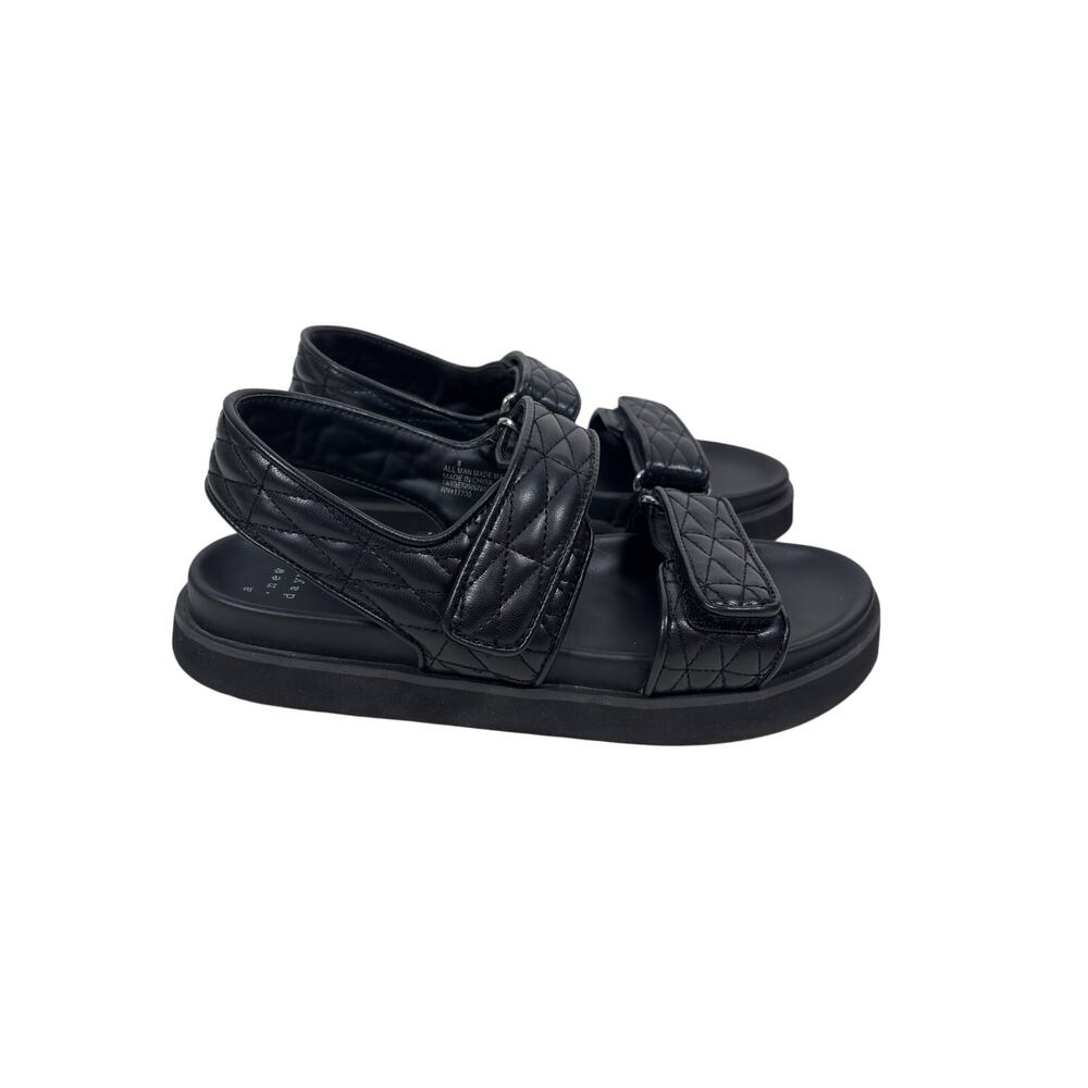 A New Day Sandals Womens 8 Black Quilted Straps Flatform Slingback Hook-and-Loop